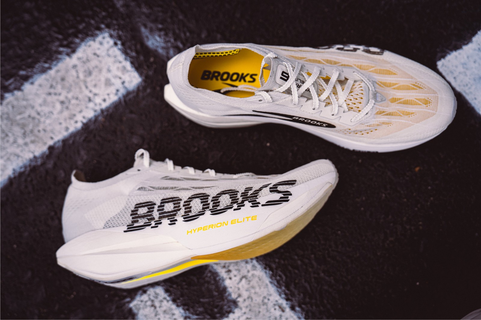 Test y opinión de la Brooks Hyperion Elite 6: la super shoe de carbono que apuesta por la estabilidad
